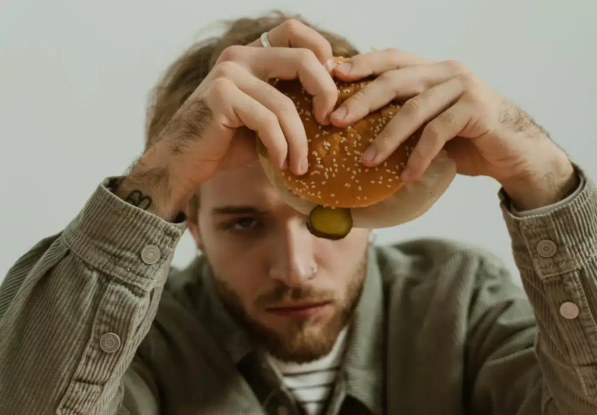 No consigo perder peso aunque como poco: causas reales y cómo solucionarlo